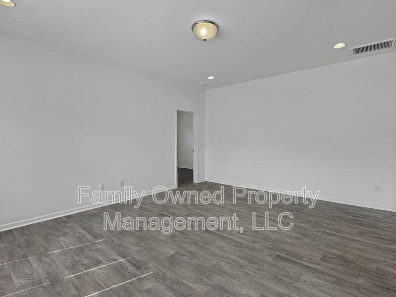 Summerville House: 105 Whimbrel Drive