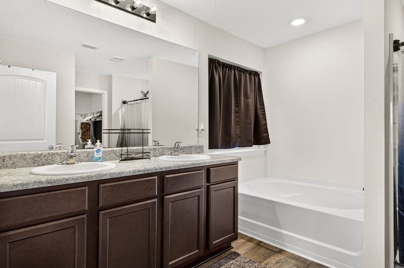 PANAMA CITY House: 7157 Hatteras Blvd