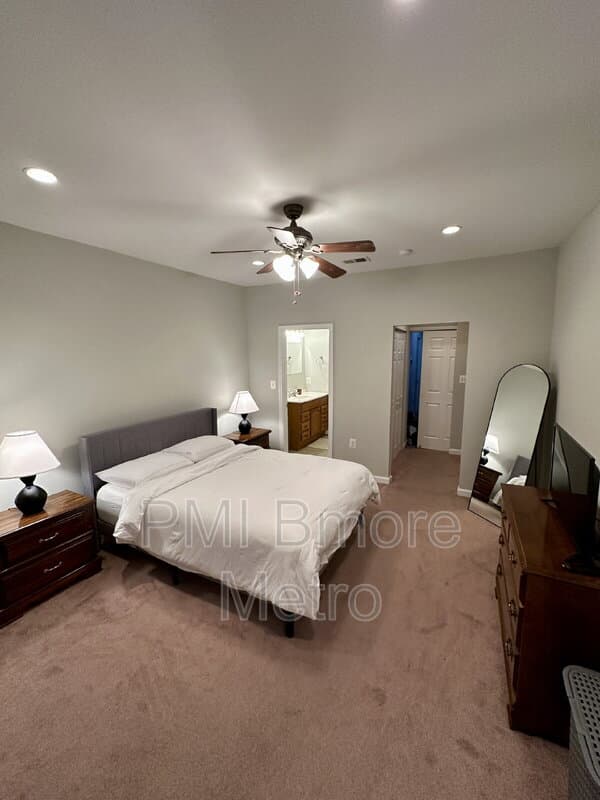 Baltimore Townhome: 37 S Ellwood Ave