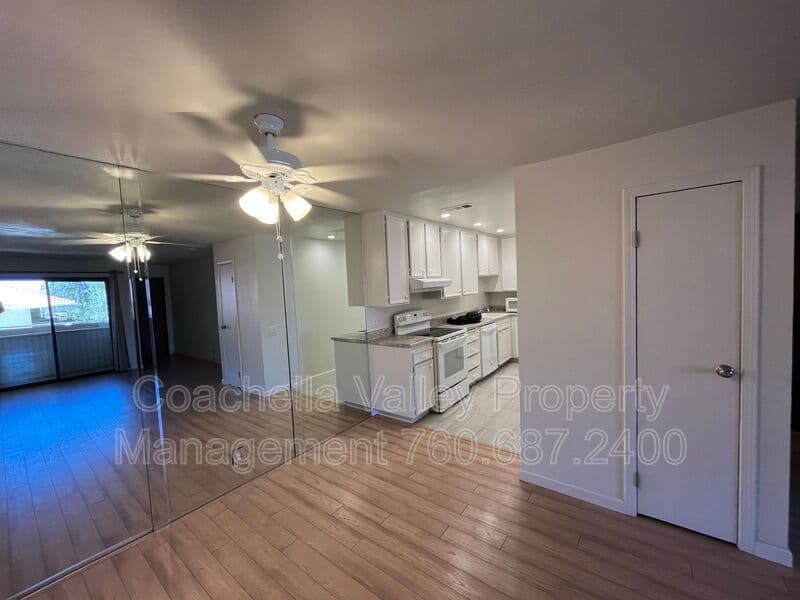 Palm Springs House: 2800 N Los Felices Cir W