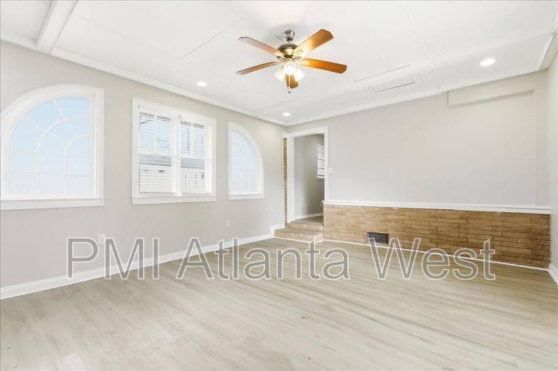 Decatur House: 4203 Hapsburg Ct