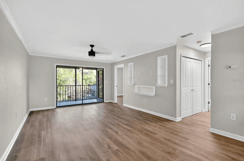 Largo Condo: 10167 Sailwinds Boulevard North - 206