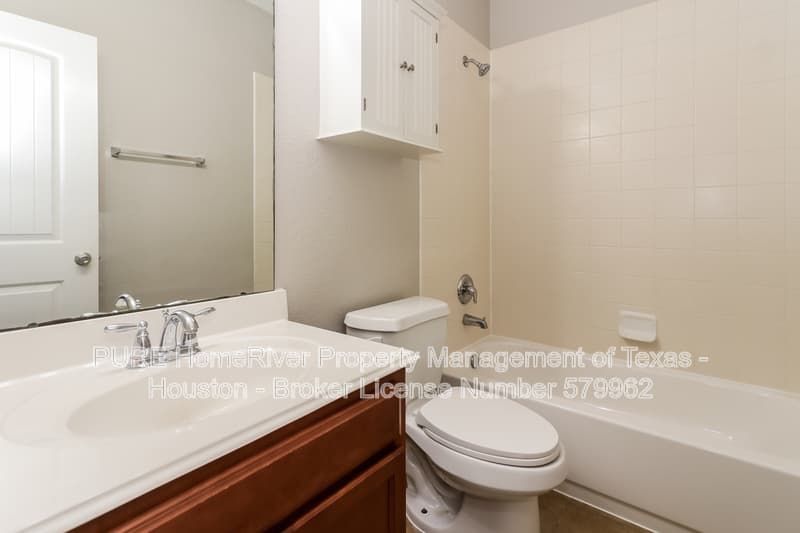 Dickinson House: 3212 Granite Gate Ln