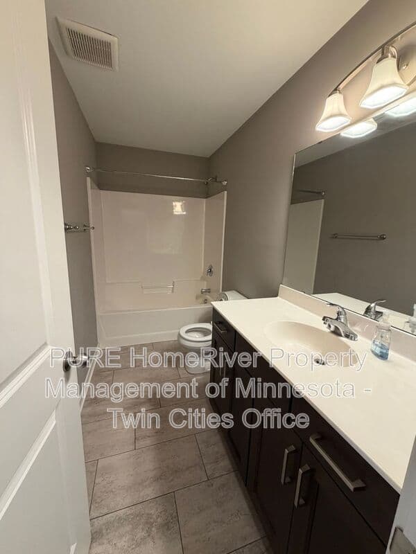 Rochester House: 3453 Ridgeline Dr SE