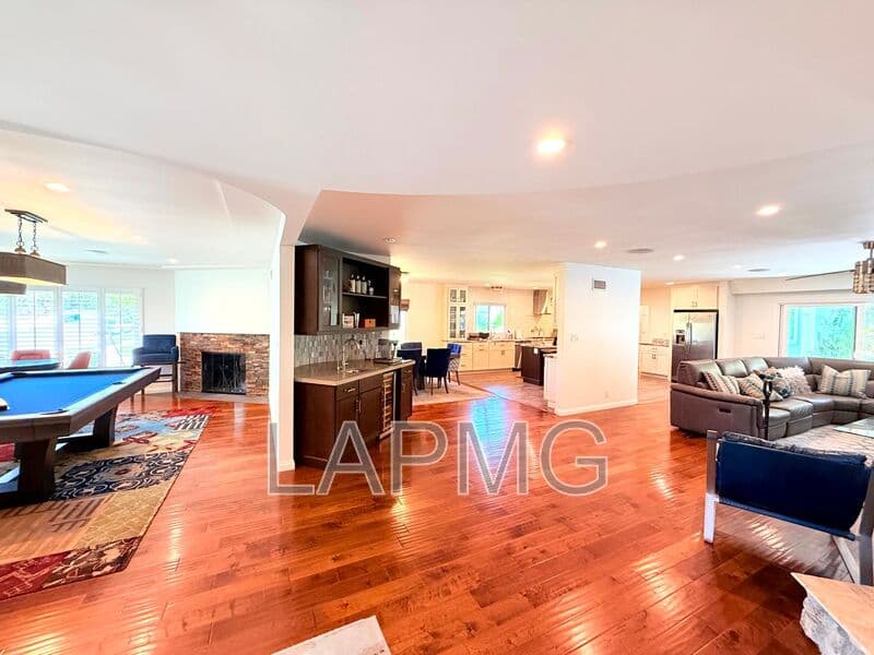 Los Angeles House: 5500 Shenandoah Avenue