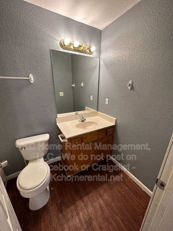 Richmond House: 1006 W. Royle St