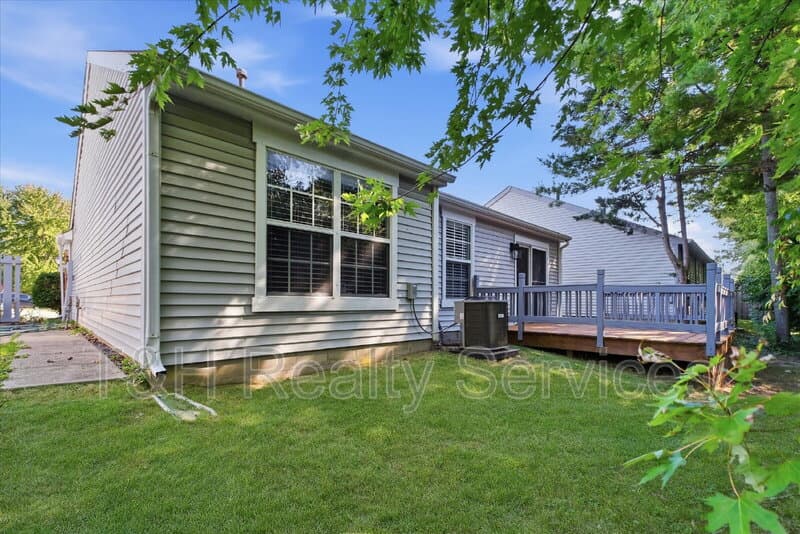 Fishers House: 9741 Roxbury Drive