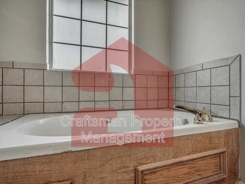 Oklahoma City House: 2701 Silvertree Drive