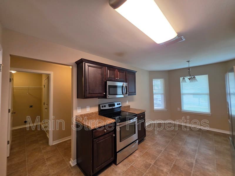 Pace House: 5794 Corkscrew Ct