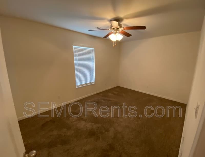 Cape Girardeau Condo: 3 Village Drive - 303