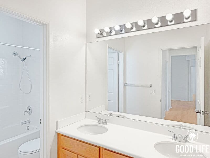 Poway House: 12229 Juniper Way