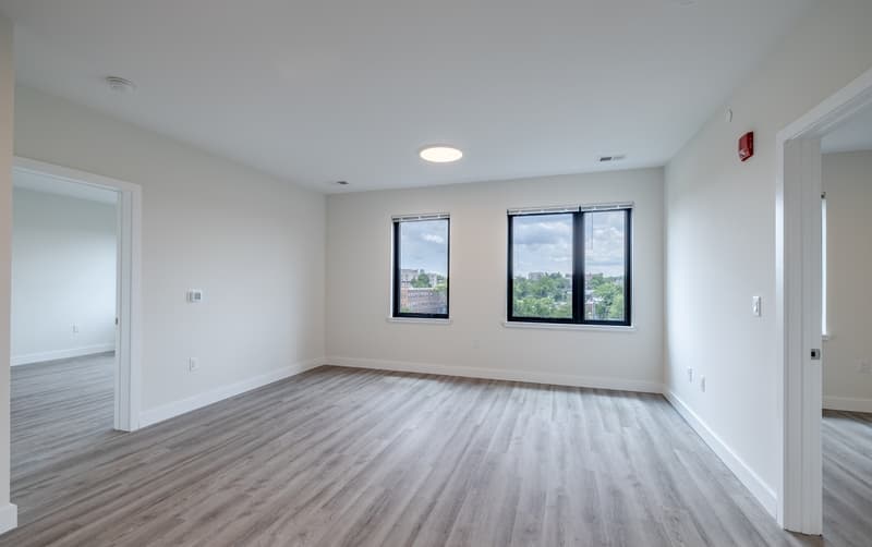 Orange Condo: 72 S Essex Ave, City of Orange, NJ 07050 - 306