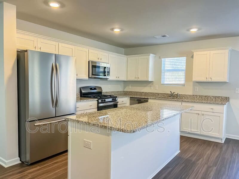 Inman House: 345 Carramore Drive
