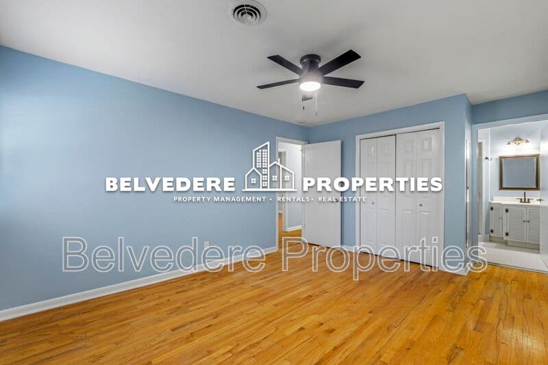 Greensboro House: 3931 Manila Road