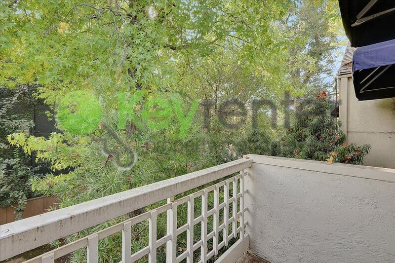 Sacramento House: 1629 10th Street
