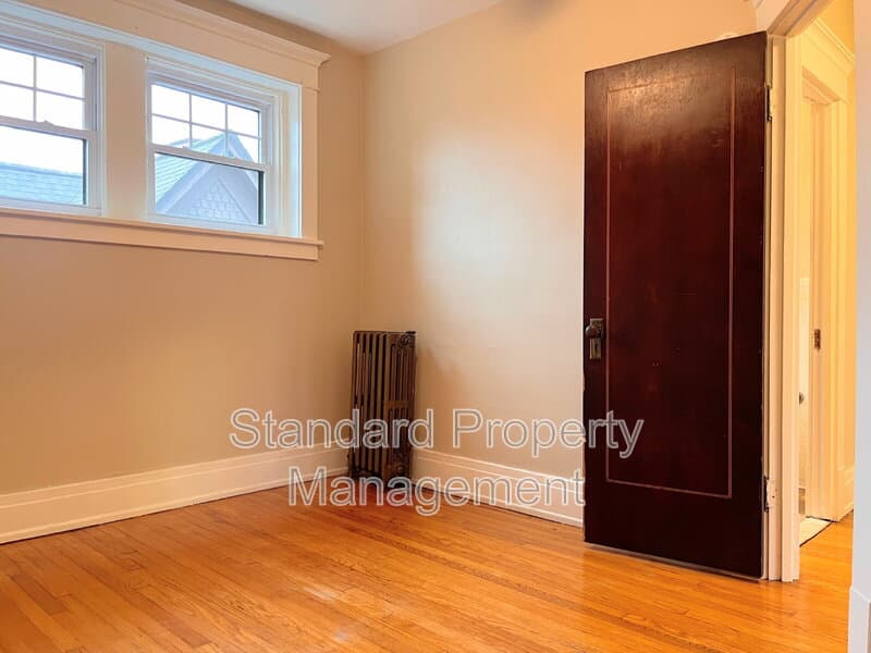 Buffalo Condo: 196 Crescent Avenue