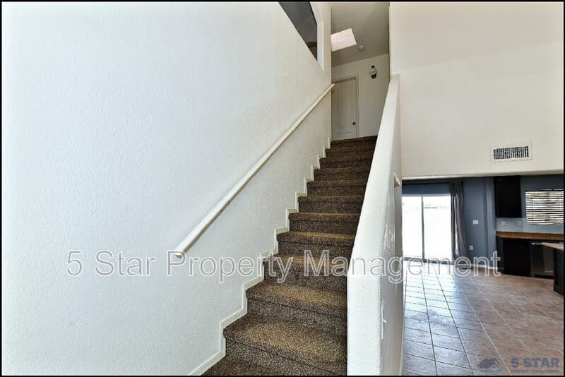 El Paso House: 6372 Franklin Ridge Dr !!