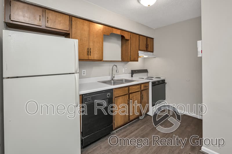 Bessemer Condo: 425 Oakwood Ave