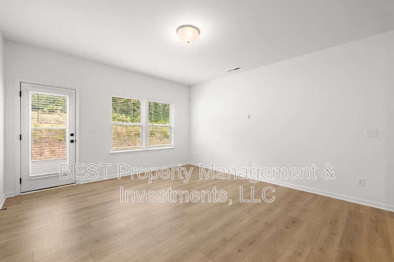 High Shoals House: 1519 Autumn Banks Way