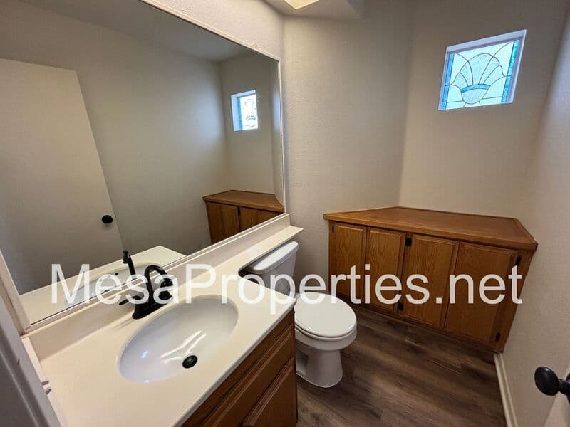 Fontana House: 14721 Cinnamon Dr