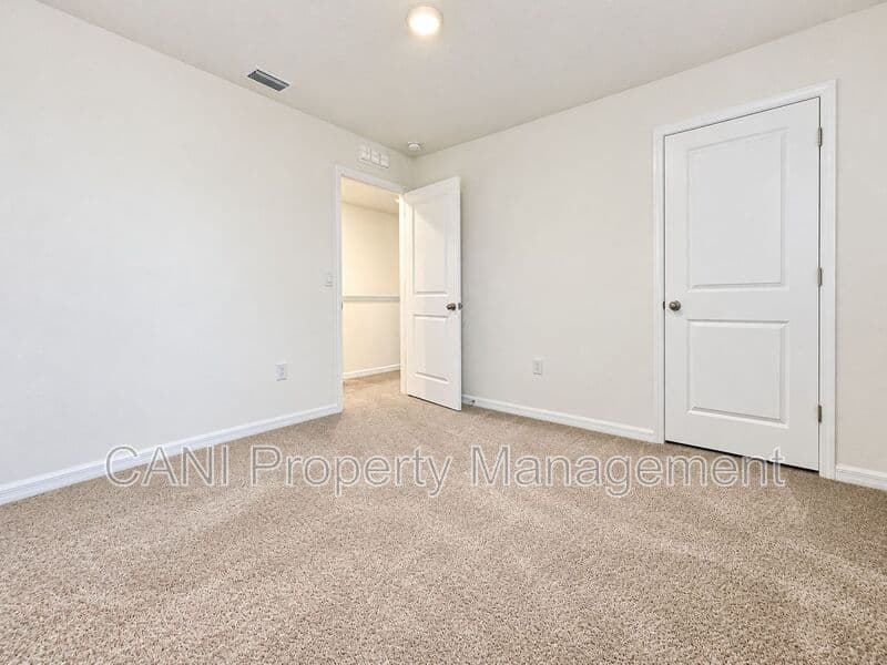 Wimauma House: 16535 Windmill Forge Pass