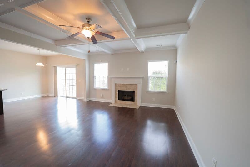 Savannah House: 126 Endicott Dr