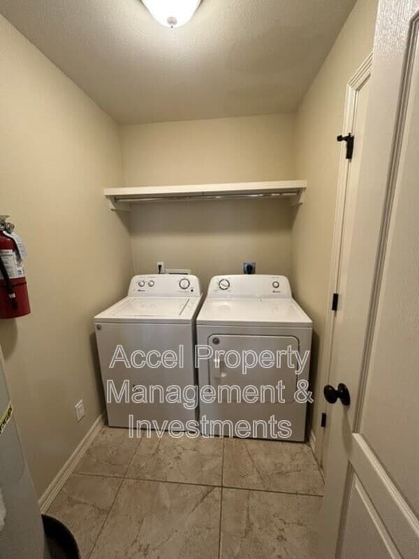Alton Condo: 2603 E. Eisenhower