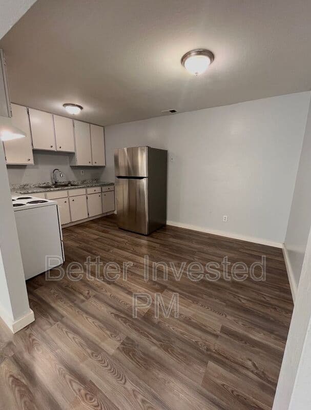 Ukiah Condo: 304 Cooper Ln