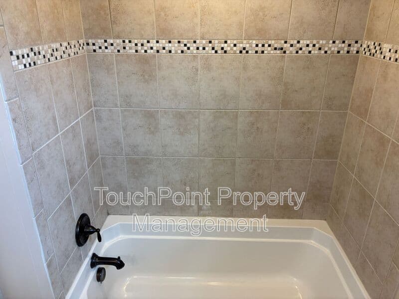 Charlotte Townhome: 16324 Magnolia Woods Lane