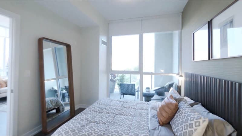 Chicago Condo: 740 N Hudson Ave