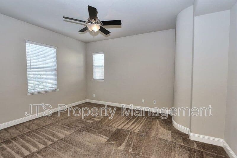 Orangevale House: 9041 Crescenda Lane