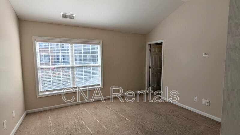 Kennesaw Townhome: 1747 Oakbrook Ln