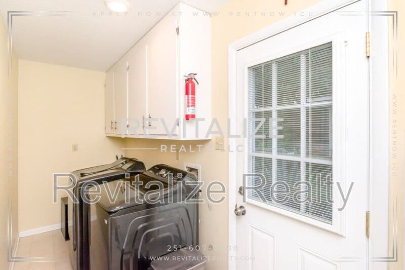 Mobile House: 786 Kasserine Pass