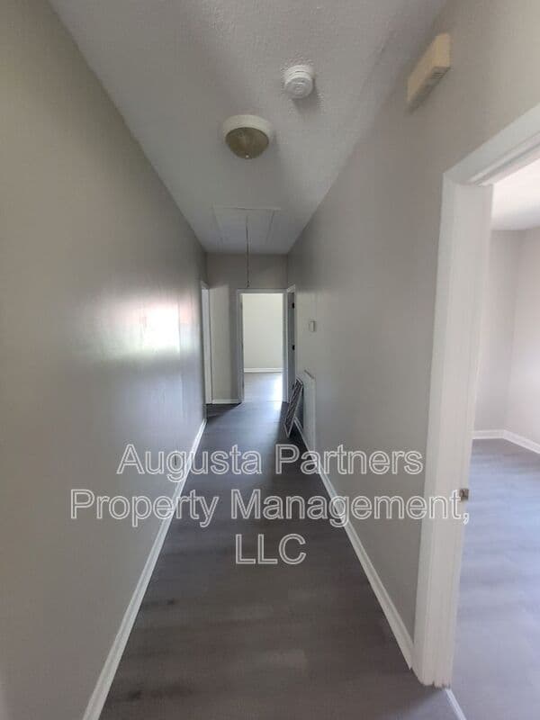 Augusta House: 2015 Grand Blvd
