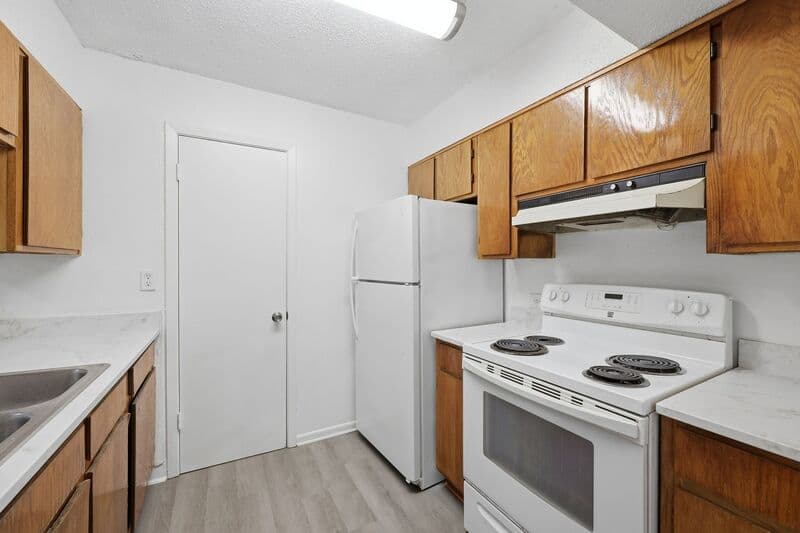 Kirbyville House: 1410 South Elizabeth Avenue