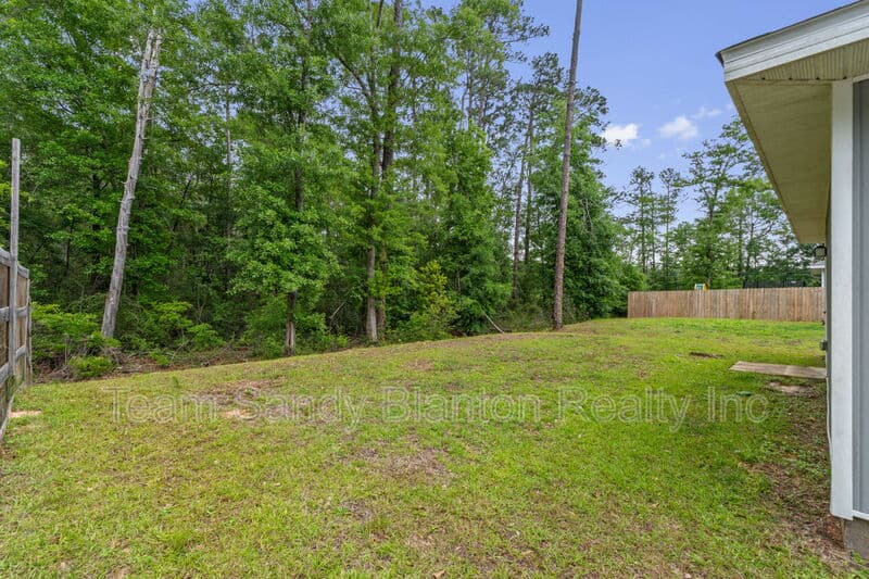 Milton House: 3210 Electra Drive