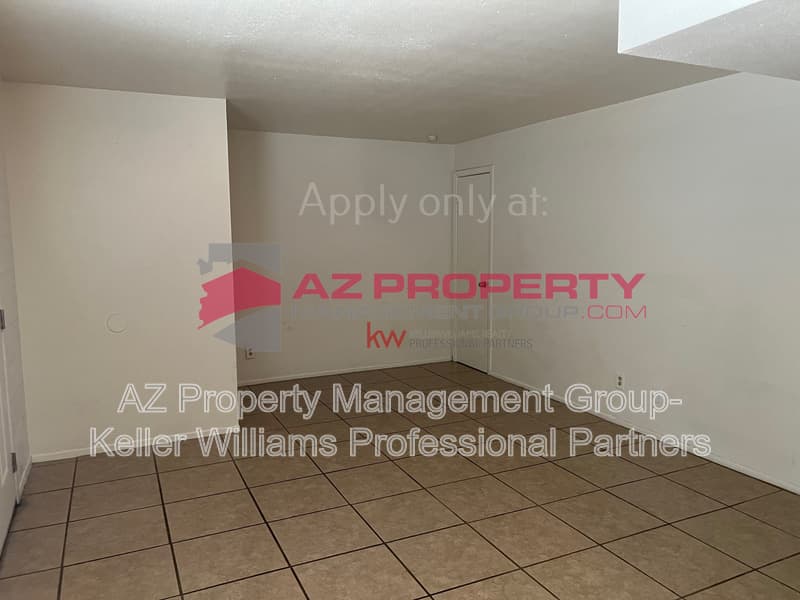 Avondale Condo: 207 S 3rd St