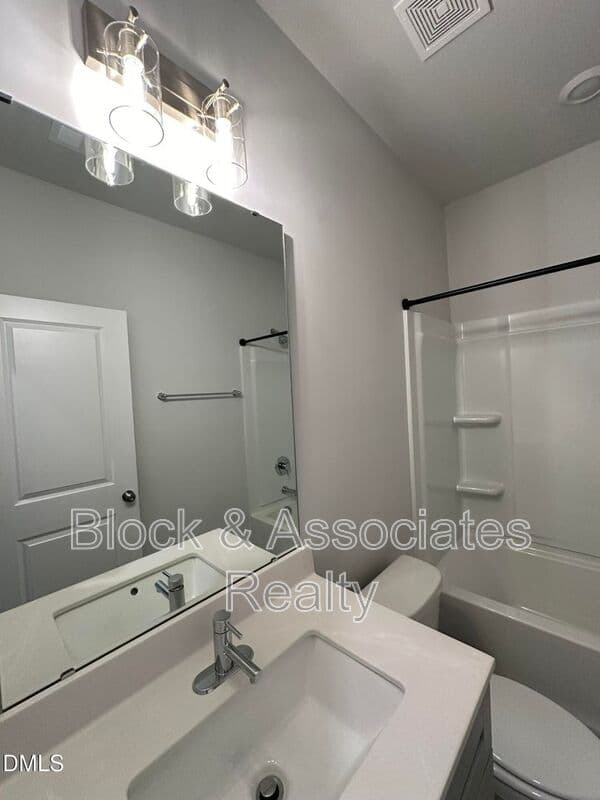 Wake Forest House: 608 Gimari Drive