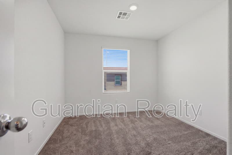 Henderson Townhome: 503 Blue Ridge Cove Ct
