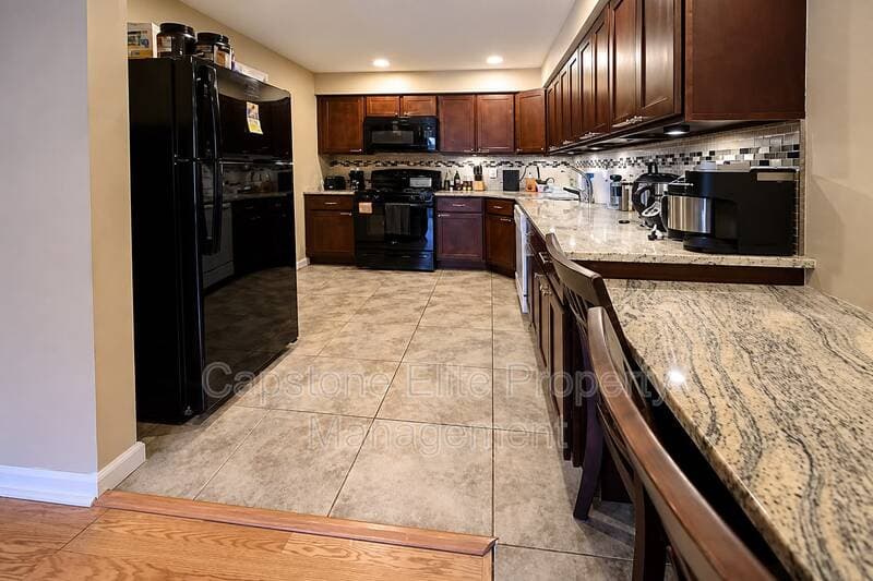 Newark Condo: 12 Colgate Drive