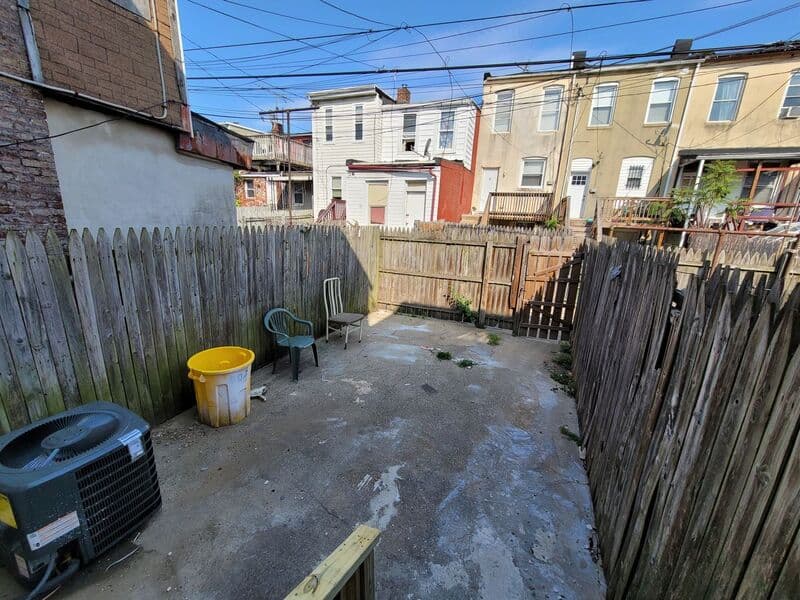 Baltimore Townhome: 1222 Washington Blvd