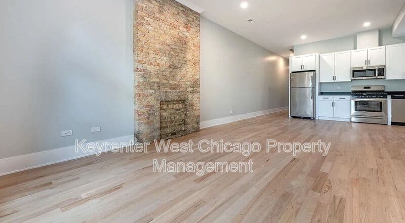 Chicago House: 3246 W. Fulton Blvd