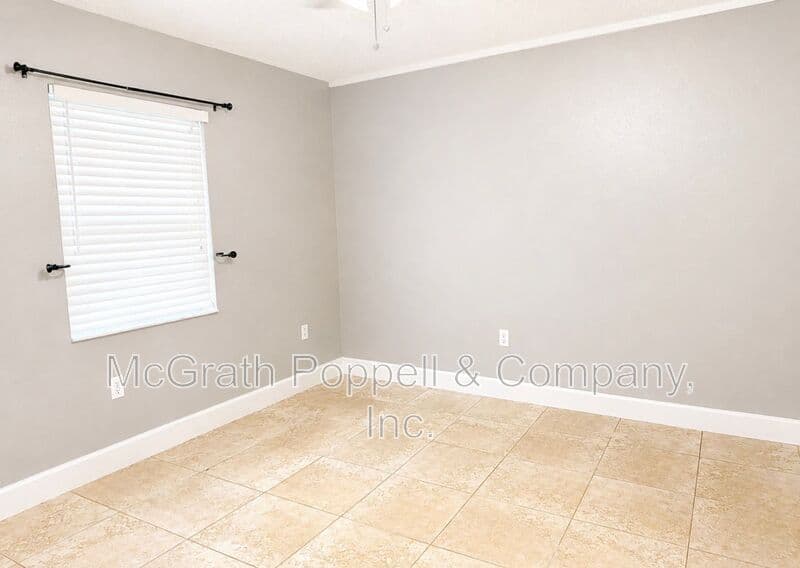 Lakeland Condo: 7704 Chase Rd