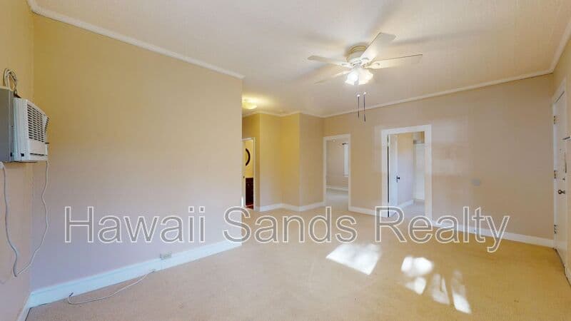 Honolulu House: 908 Kinau Street