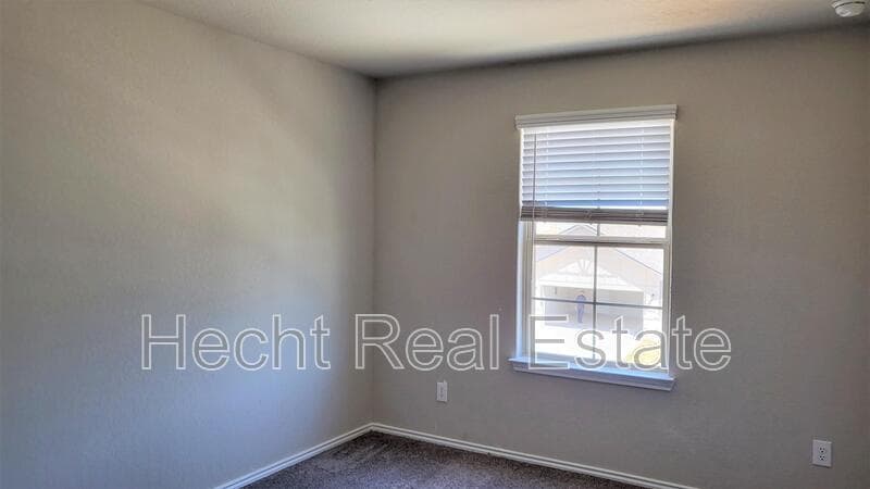 Seguin House: 2440 Ayers Drive