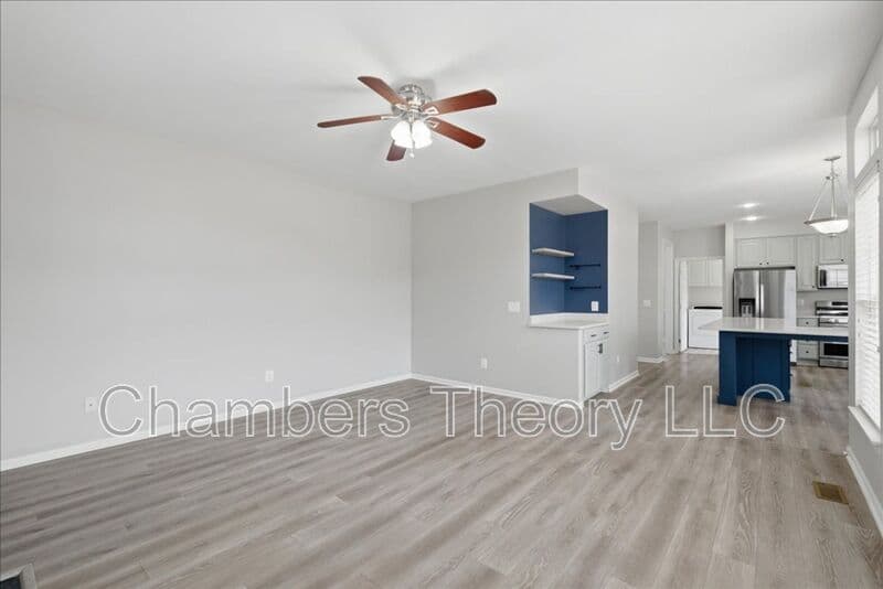 Chantilly House: 42211 Marcy Way