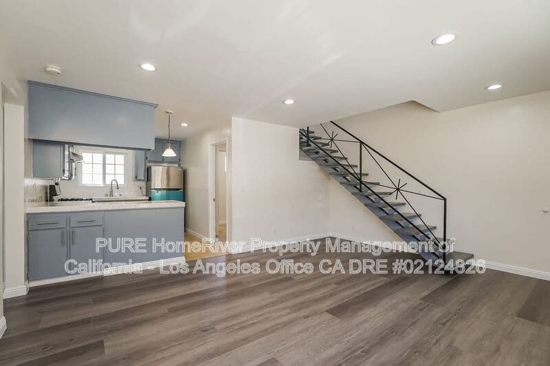 San Pedro House: 980 W Battery St