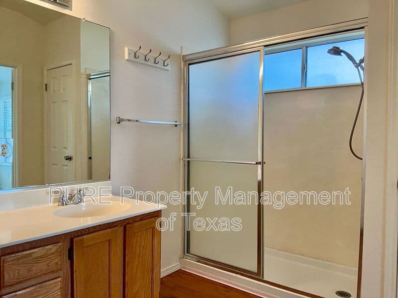 Round Rock House: 3123 Jazz St