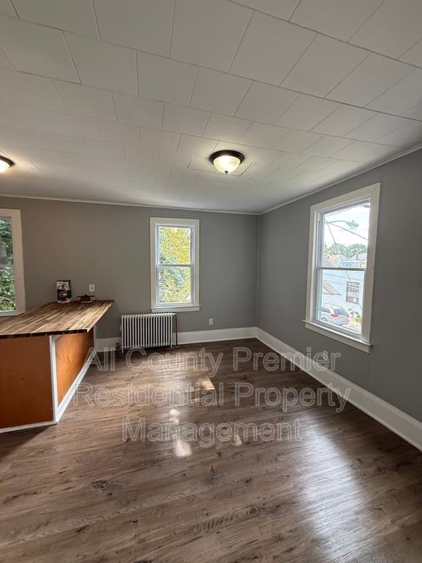 Trenton Condo: 1101 Hamilton Ave.
