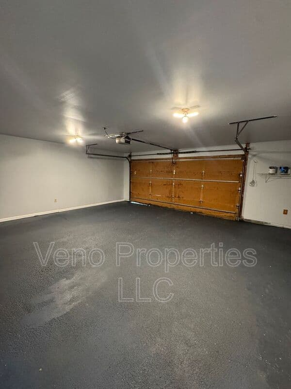 Ballston Spa House: 17 Sand Spurrey Road